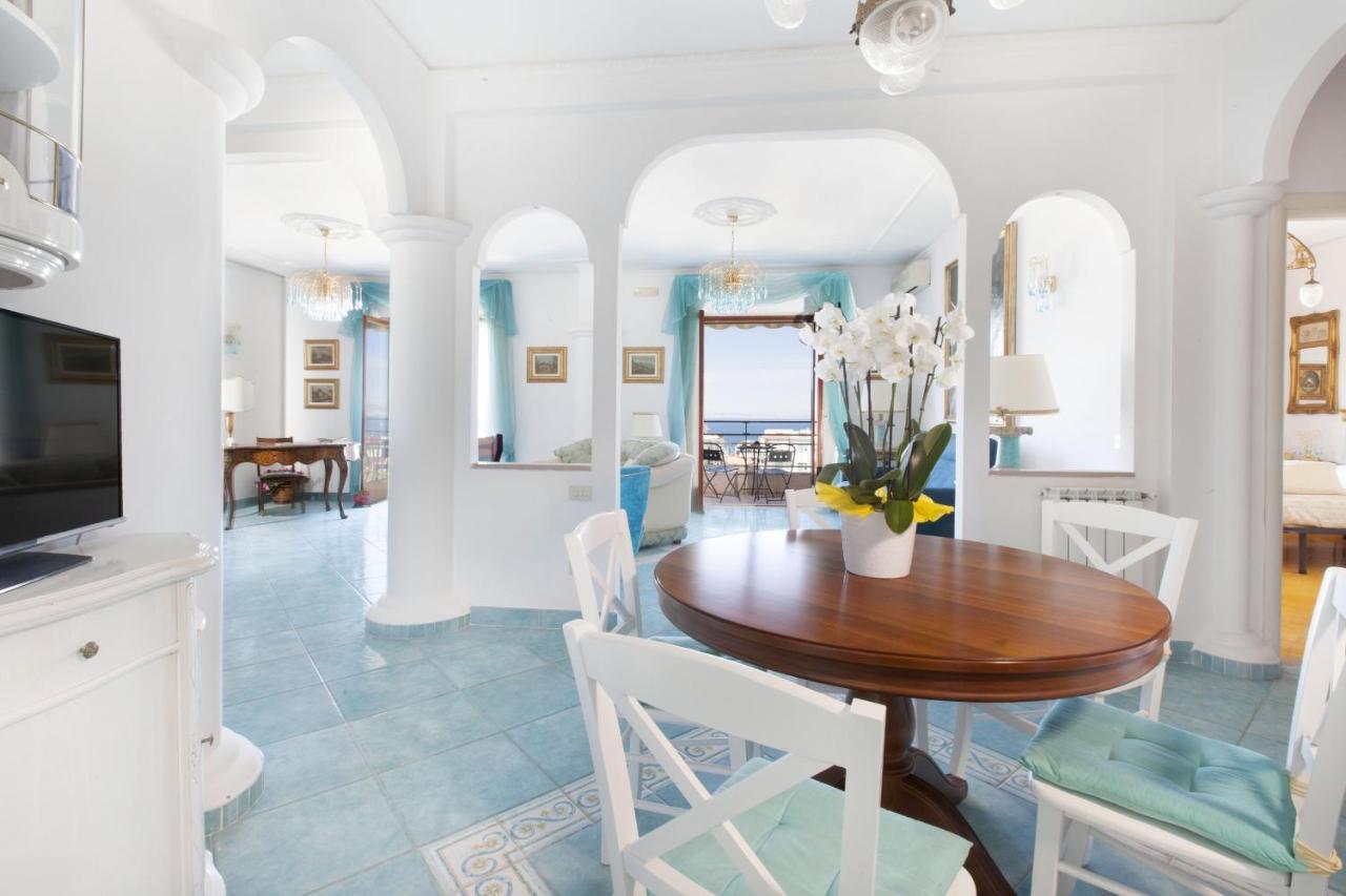 Amore Rentals - Appartamento Cielomare Сорренто Екстер'єр фото