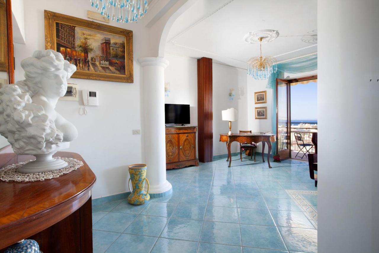 Amore Rentals - Appartamento Cielomare Сорренто Екстер'єр фото